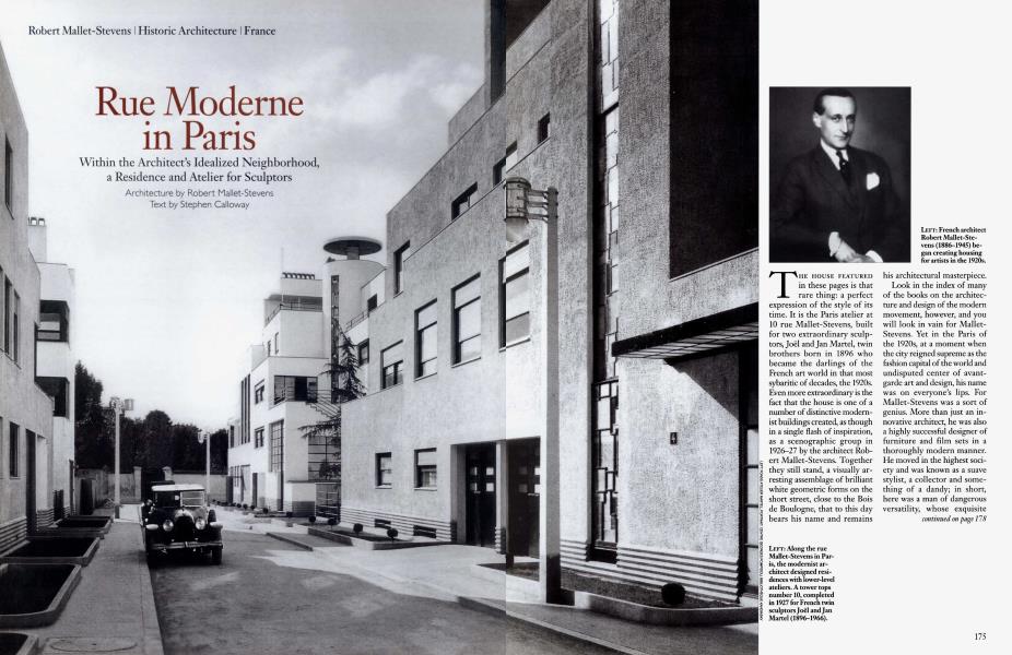 Rue Moderne in Paris